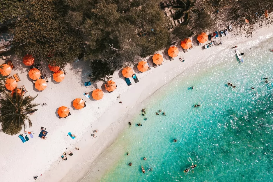 KAHUNG BEACH HALF DAY TRIP BY SPEED BOAT